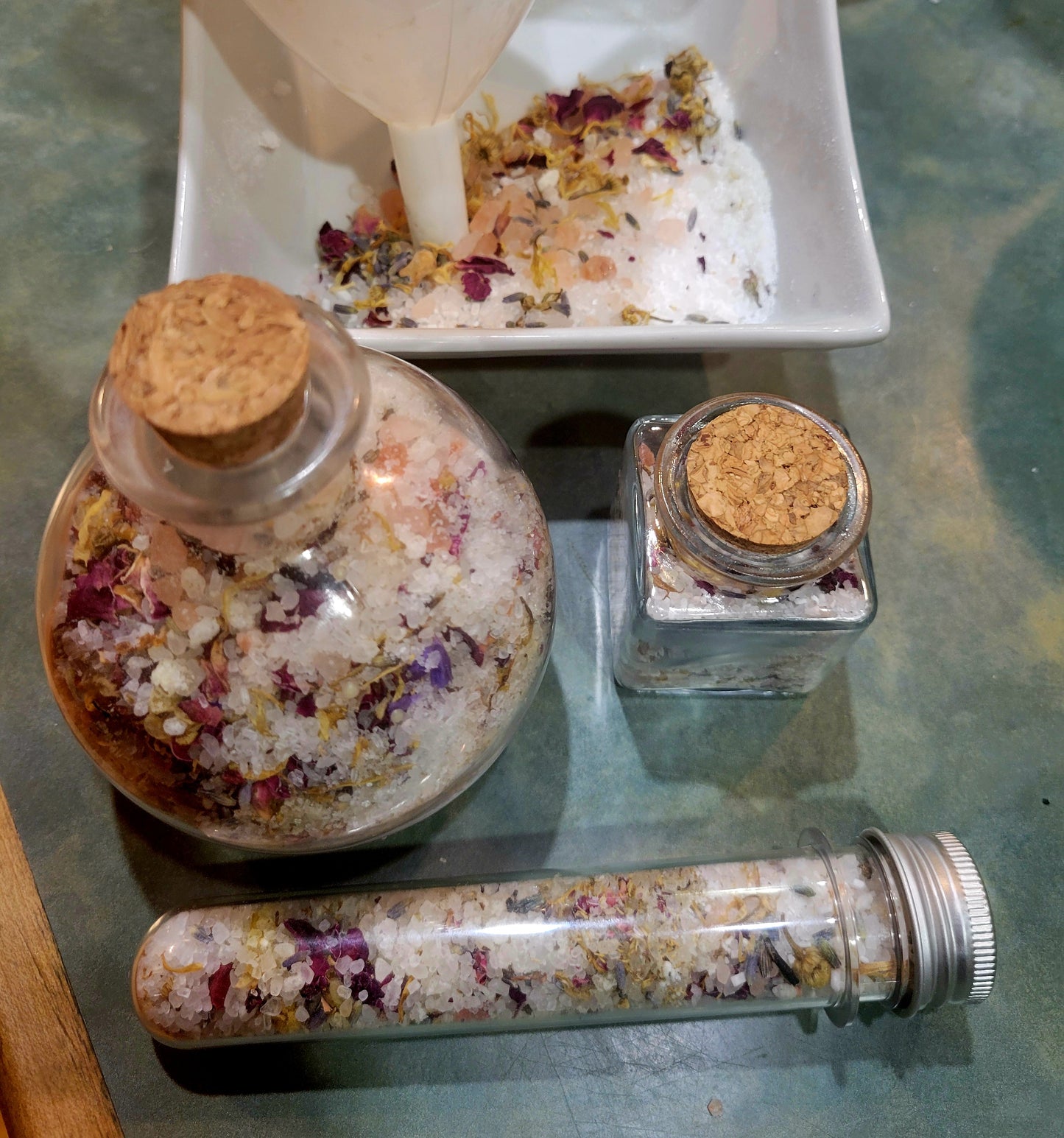 Psoriasis / Eczema Ancient Soaking Salts-Colloidal Oatmeal + 4 Salts - Tartarian Treasures & Trinkets