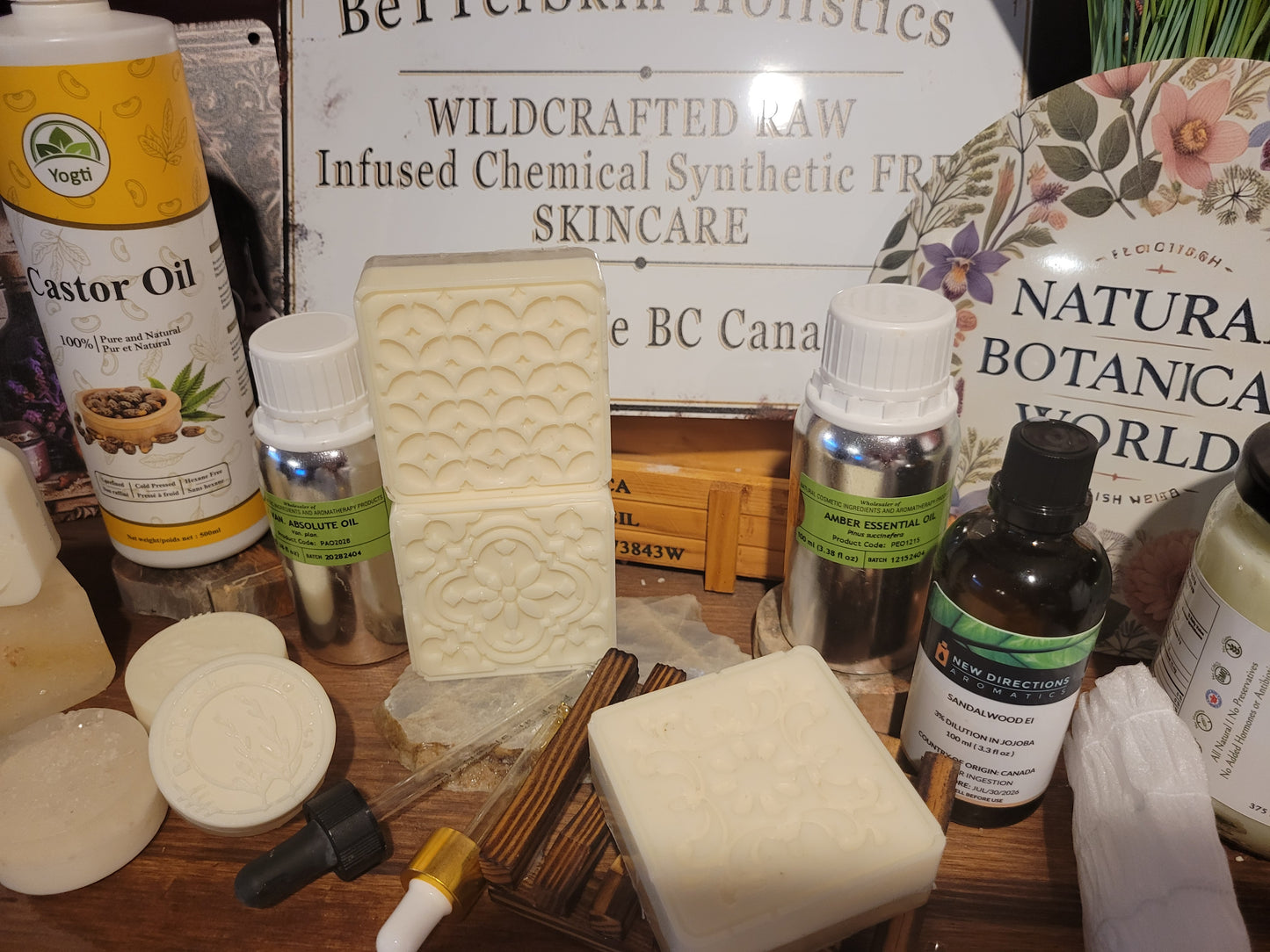 Old World Resin Soaps-Beef Tallow & Castor Oil-Sandalwood, Amber or Vanilla Absolute Resins